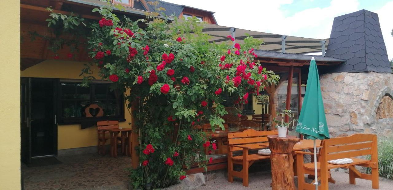 Landgasthof Plohnbachtal Ug Hotell Lengenfeld  Exteriör bild